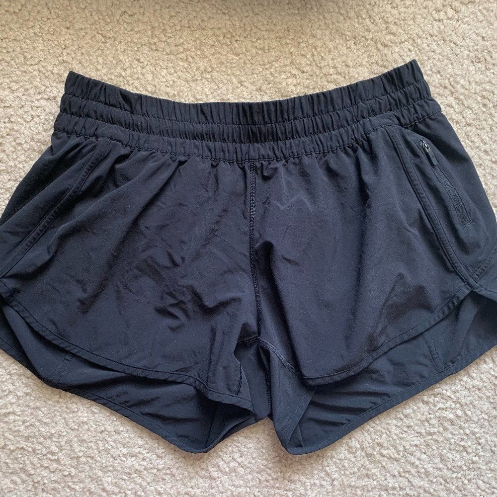 Lululemon Tracker Shorts - Size 12